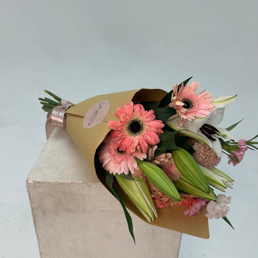 Mum's Pink Posy — Loved beyond words