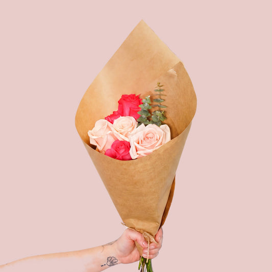 Six Rose Posy flowers - Whispering Flower, flower delivery Auckland